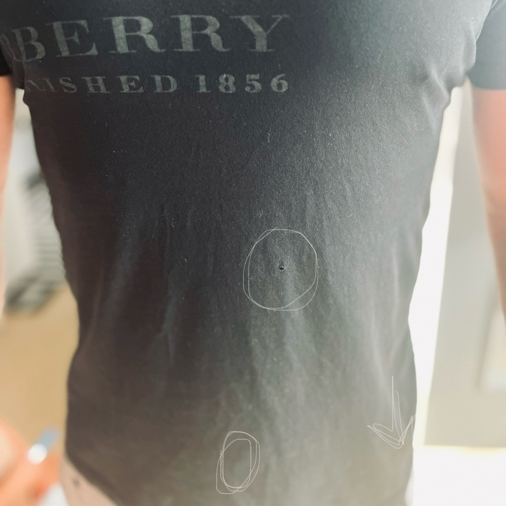Burberry mens tshirt - Picture 5 of 6